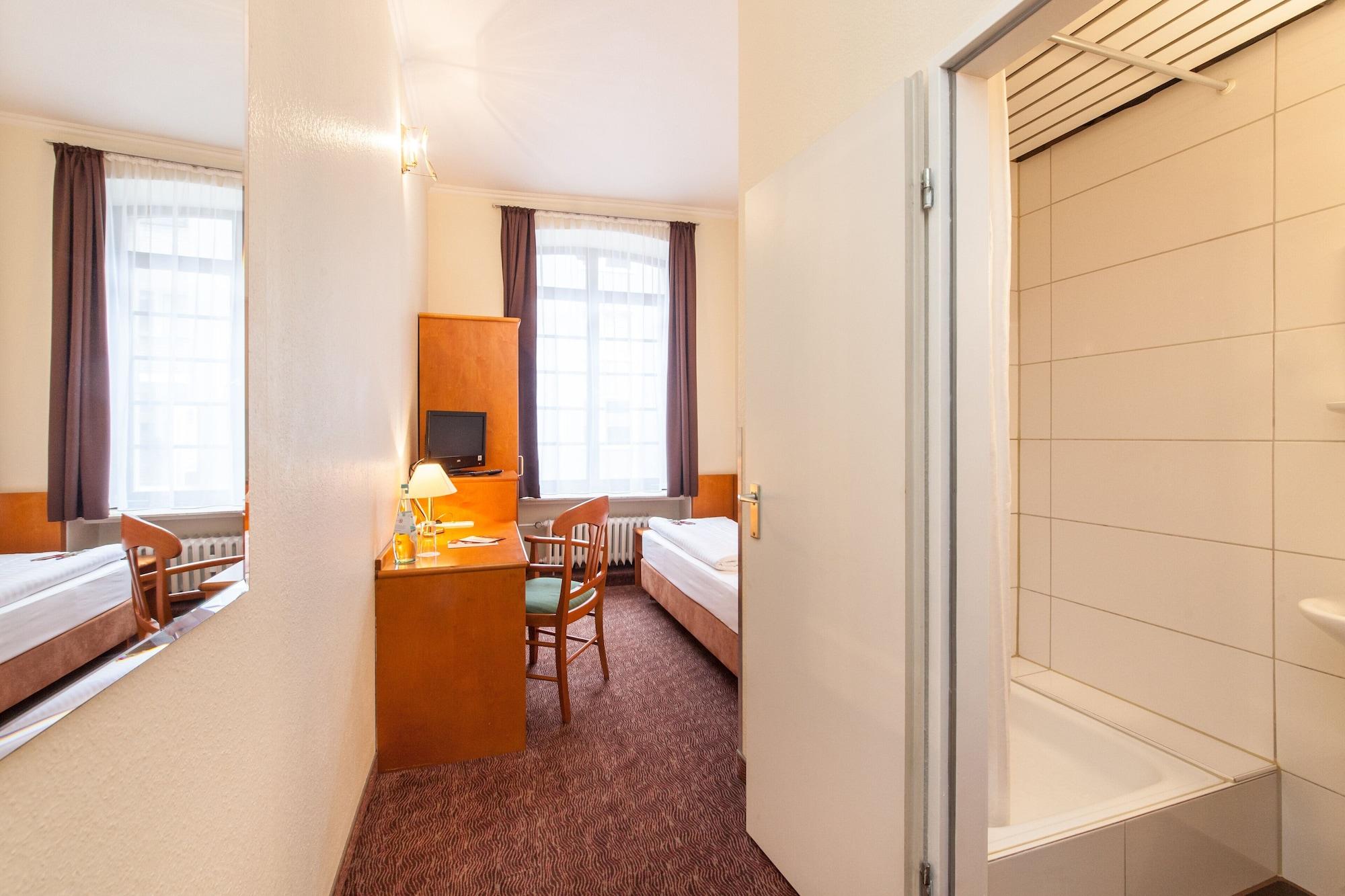 Ahl Meerkatzen Hotel Cologne